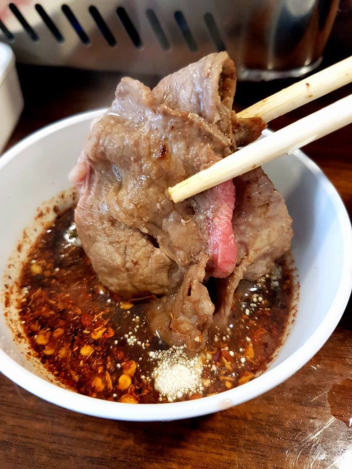 Grilled Beef Hot Dip สูตรอาหาร เนื้อย่างจิ้มแจ่วกระทะร้อน