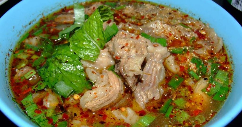 สูตรอาหาร ต้มแซ่บเนื้อวัว Spicy Beef Soup